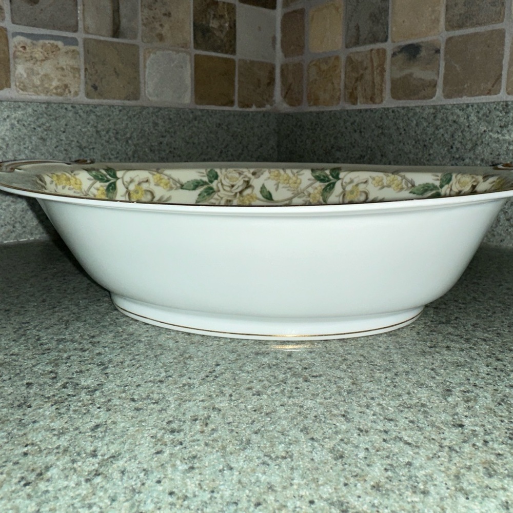 Noritake Oval Serving Dish - Picture 4 of 5